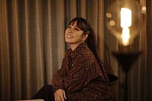 「AI、新曲「Not So Different」MV公開＆新作ミニアルバムのリリースを発表」