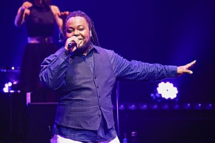 「クリス・ハートの全国ツアー【Love is Love】ライブレポ到着＆WOWOWで放送」