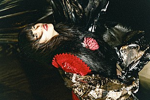 「アイナ・ジ・エンド（BiSH）がソロ活動本格始動、リリース決定の1stアルバム『THE END』より新曲MV公開」