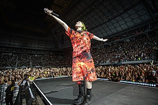 「ビリー・アイリッシュ、ドキュメンタリー作品『ビリー・アイリッシュ：世界は少しぼやけている』の予告編が公開」