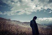 INORAN「INORAN、2/17発売ニューAL『Between the World and Me』キー・ヴィジュアルとなるアー写公開」1枚目/1