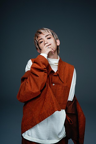 「SALU、4thアルバムより再ブレイク中の「First Dates」縦型TikTok風MV公開」