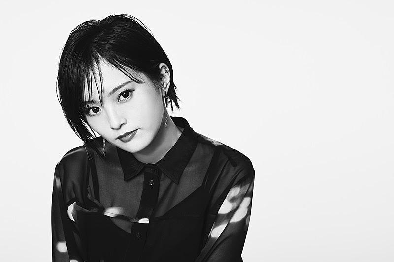 山本彩、女性への応援歌となる新曲「ドラマチックに乾杯」ドラマ主題歌に