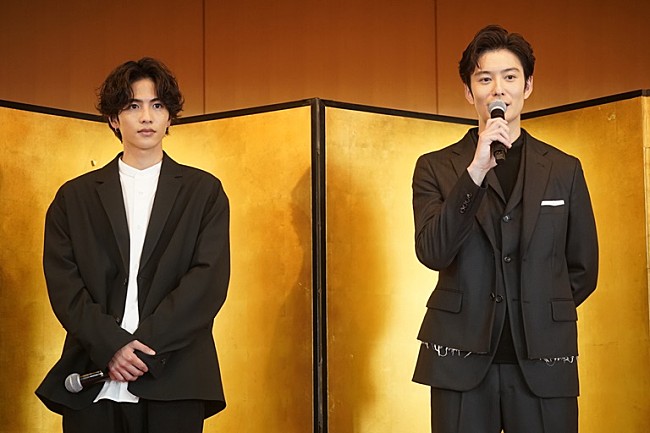 「岡田将生「今年は自分自身も心豊かに」　志尊淳、平手友梨奈と神社でヒット祈願」1枚目/1