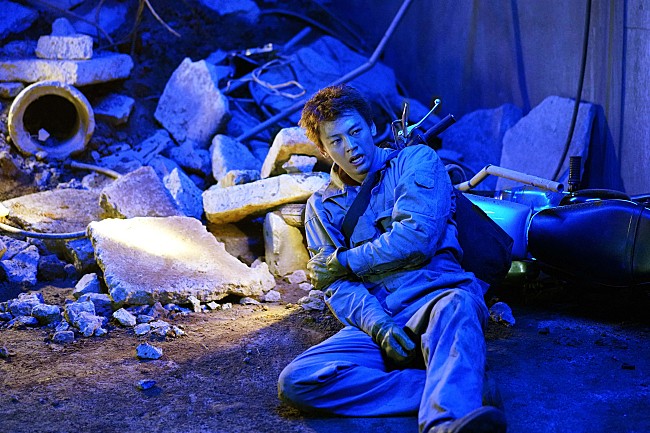 「竹内涼真「君と世界が終わる日に」放送スタ－ト　初回からゾンビとの戦いが激化「緊張感がたまらない」」1枚目/1