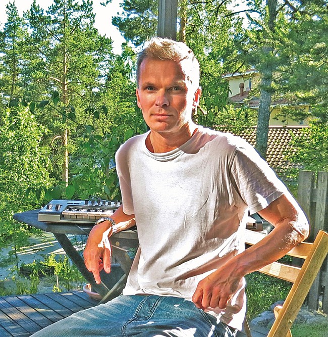 「北欧AOR界注目のトミ・マルムが新AL発売、R・グッドラム/S・ルカサーほか豪華ゲストも」1枚目/2