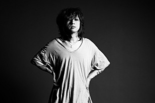 「清春、28度目のデビュー記念日にライブ配信　ZAIKO本社内の新たにできた配信用スタジオ「Space Deck」で開催」