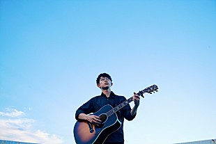 「川崎鷹也、”卒業”をテーマにした新曲「サクラウサギ」のMV公開」