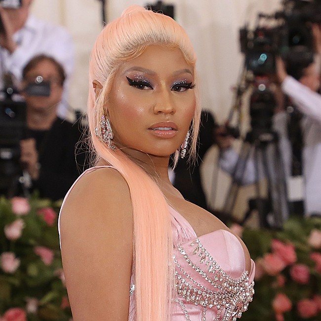 「ニッキー・ミナージュの父親、ひき逃げ事故により64歳で死去」1枚目/1