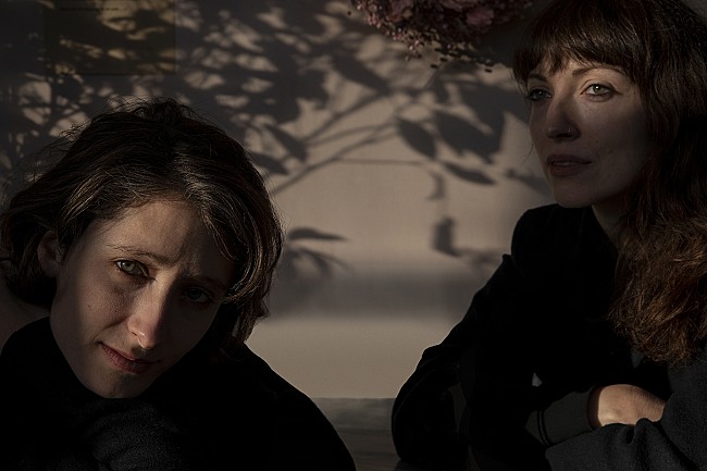 「ドーターのエレナ・トンラによるEx:Re、12アンサンブルとコラボしたデビュー作再構築版のリリース発表」1枚目/2