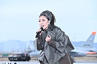 「MISIA、TBS『音楽の日』でブルーインパルスと共演＆川谷絵音とのコラボ曲「想いはらはらと」披露」