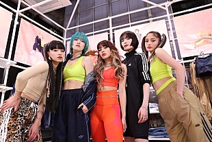 「FAKYが国際女性デーに【#adidasFAKY day】出演、新曲「99」パフォーマンス」