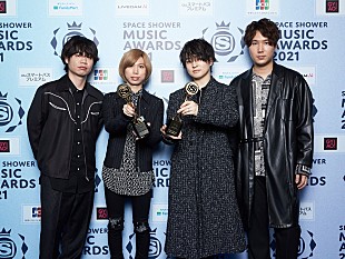 「Official髭男dism、【SPACE SHOWER MUSIC AWARDS 2021】で「ARTIST OF THE YEAR」を受賞」