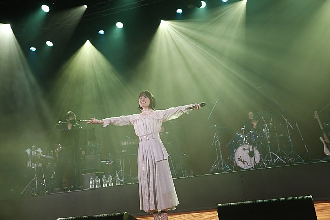 「【アニサマナイト2】鈴木みのり、しっとりナンバーで意外な一面覗かせる　早見沙織とコラボも」1枚目/1