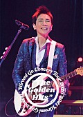 郷ひろみ「郷ひろみ、ヒット曲だらけのライブ映像作品『The Golden Hits』全曲トレーラー映像公開」1枚目/2