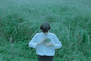 「君島大空、新作EP『袖の汀』4月リリース　ガットギター中心の作品集」