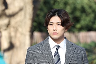 「「イチケイのカラス」バレリ－ナ役の生田絵梨花に賞賛の声　“石倉”新田真剣佑の「職務を全うする姿が格好いい」」