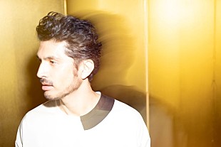 「平井堅、新曲「1995」MV公開　フェイスモデル使用で本人出演時間は3秒」