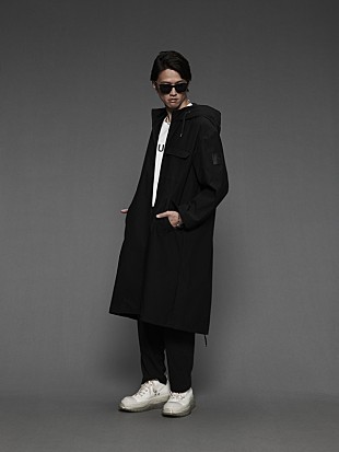 「Hilcrhyme、音楽×カルチャーがミックスしたファッションブランド「URUHA」始動」