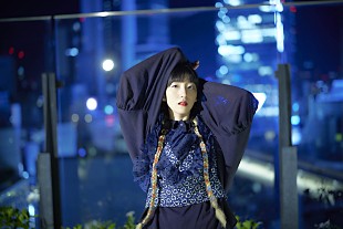 「春ねむり、新曲「セブンス・ヘブン」MVで渋谷パルコを駆け巡る」