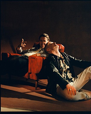 「ジャングル、音楽が持つ喜びに溢れた新曲「Talk About It」を公開」