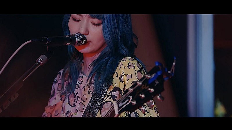 ｔｈｅ　ｐｅｇｇｉｅｓ「the peggies、TVアニメ『ヒロアカ』EDテーマ「足跡」のスタジオライブ映像を公開」1枚目/4