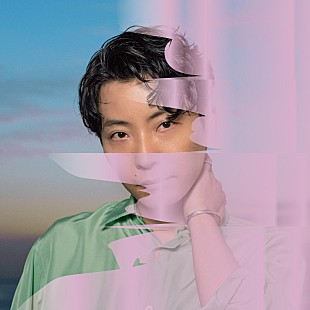 「星野源、ソロデビュー10周年を記念した配信ライブより「Hello Song」映像公開」