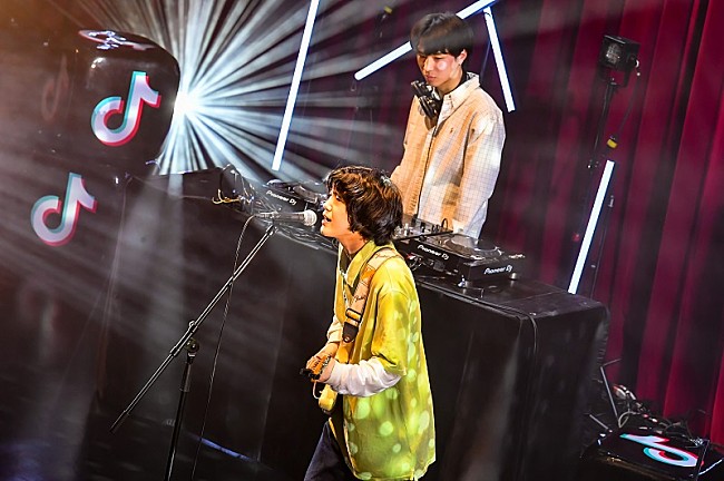 「Mom」22枚目/30