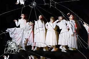 「BiSH、ワンマン【BiSH SPERMS 野外伝】開催決定で告知映像を公開」