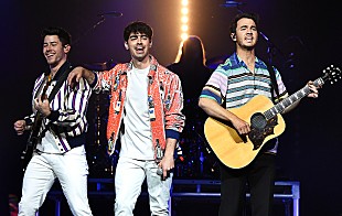 「映画『スペース・プレイヤーズ』のサントラ収録曲が発表、ジョナス・ブラザーズ/ジョン・レジェンド/シザ/リル・ベイビーなど参加」