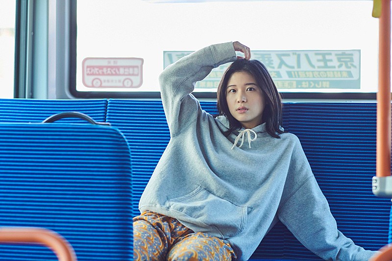 門脇更紗、メジャーデビュー後初の有観客ワンマンライブ開催決定、TVアニメ『セスタス』ED曲「きれいだ」アカペラ映像公開 