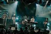 「＜ライブレポート＞全員ボーカルの4人組バンドHi Cheers!、お披露目ライブで見せたオールラウンドなポップネス」1枚目/10