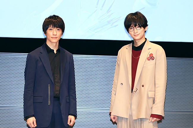 「舞台「バクマン。」荒牧慶彦＆鈴木拡樹がＷ主演　荒牧「相棒という間柄で芝居をしてみたい」」1枚目/1