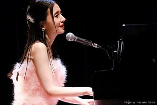 「May J.、ファン投票で構成された15周年記念ライブ　ランキング1位は「Let It Go ～ありのままで～」」
