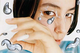 「Maika Loubte（マイカルブテ）、新曲「Flower In The Dark」リリースへ」