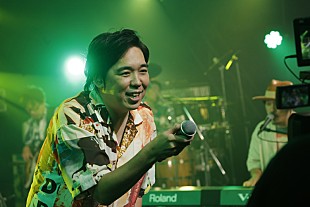 「スキマスイッチ生配信ライブ、チャット機能でコール＆レスポンスや視聴者からツッコミも」