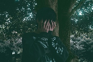 「大橋ちっぽけ、ミニALより「沈黙の少年」ライブミュージックビデオ公開」