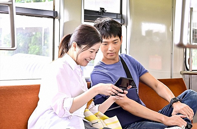 「吉高由里子主演の「最愛」15年前の“ある事件”に衝撃　「終始ゾワゾワ感がある」「考察が楽しみ」」1枚目/1