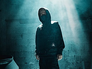 「アラン・ウォーカー、2ndアルバム『ワールド・オブ・ウォーカー』国内盤が12月に発売決定」