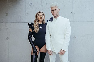 「ジョエル・コリー、メイベルとタッグを組んだ新曲「アイ・ウィッシュ」公開「この曲は特別」」