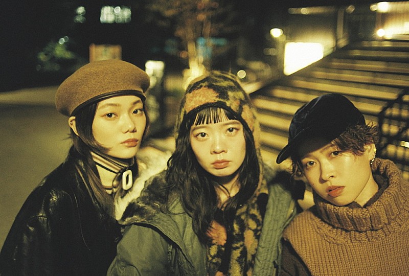 SHISHAMO、12月配信EPから収録曲「マフラー」先行配信＆MV公開