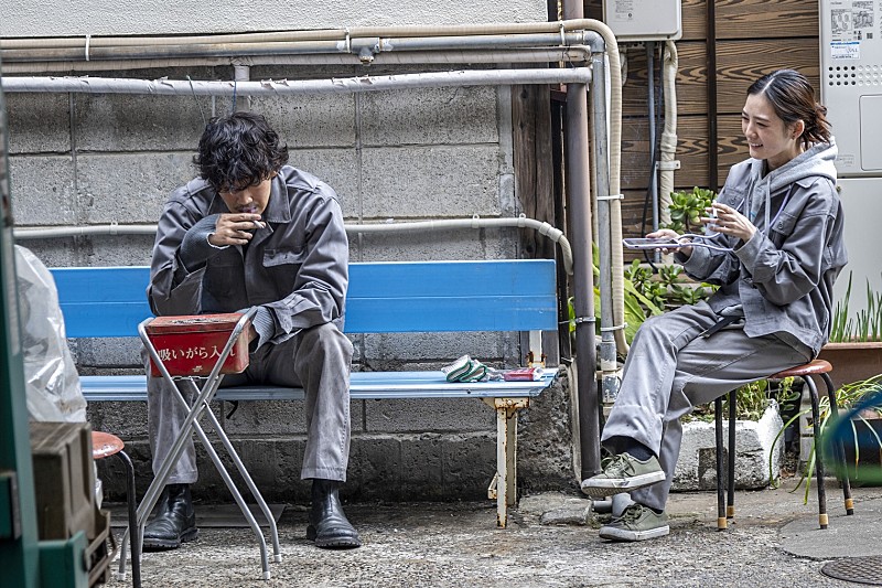 「「アバランチ」“羽生”綾野剛と“山守”木村佳乃の過去が明らかに　工場長の娘役・北香那の演技が「めちゃくちゃすごい」」1枚目/1