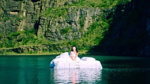 「アイナ・ジ・エンド、壮大なスケールの「神様」MV公開　リリースイベントも決定」