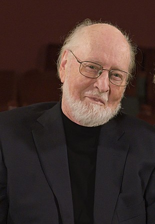 「ジョン・ウィリアムズ、ベルリン・フィルを指揮したライブ盤から先行シングル「スーパーマン・マーチ」配信開始」