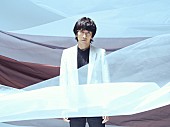 吉井和哉「吉井和哉、新曲「○か×」MVプレミア公開へ向けティザー解禁」1枚目/2