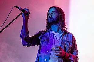 「テーム・インパラ、新曲「No Choice」公開＆2022年の北米ツアー日程発表」