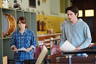 「歌う夢と家族への愛で少女が葛藤、映画『コーダ あいのうた』場面写真が到着」