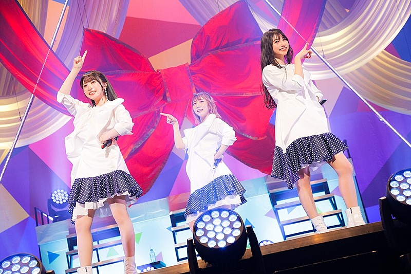 ＴｒｙＳａｉｌ「＜ライブレポート＞TrySailの新たな船出、ツアー【Re Bon Voyage】東京公演を振り返る」1枚目/8