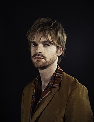 「フィニアス、家族へ捧げる「Only A Lifetime」のMV公開　スペシャルなゲストも登場」