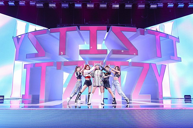 ITZY「」3枚目/13